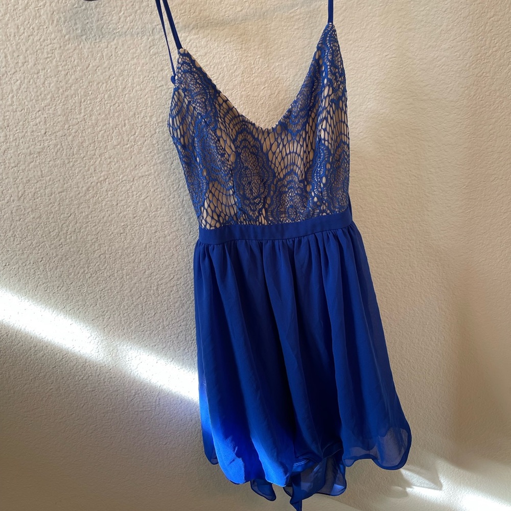 Blue Flowy Mini Dress - Picture 3 of 6